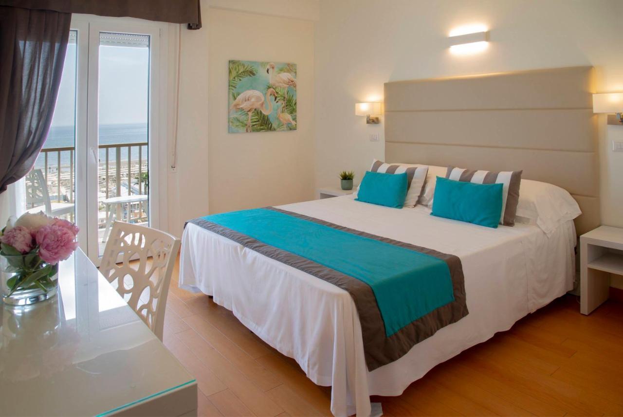 Hotel Mon Cheri Riccione Exterior photo
