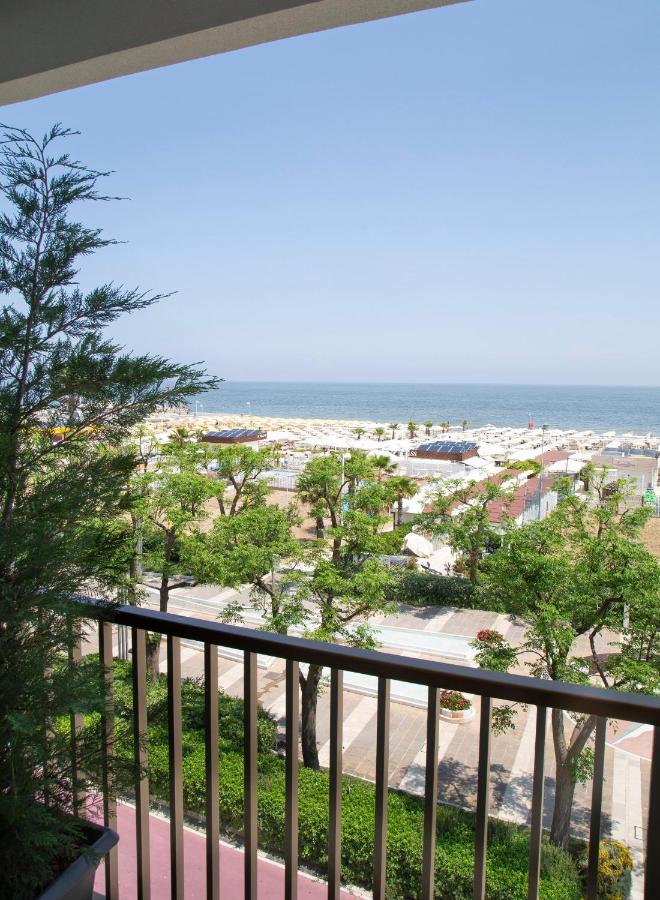 Hotel Mon Cheri Riccione Exterior photo